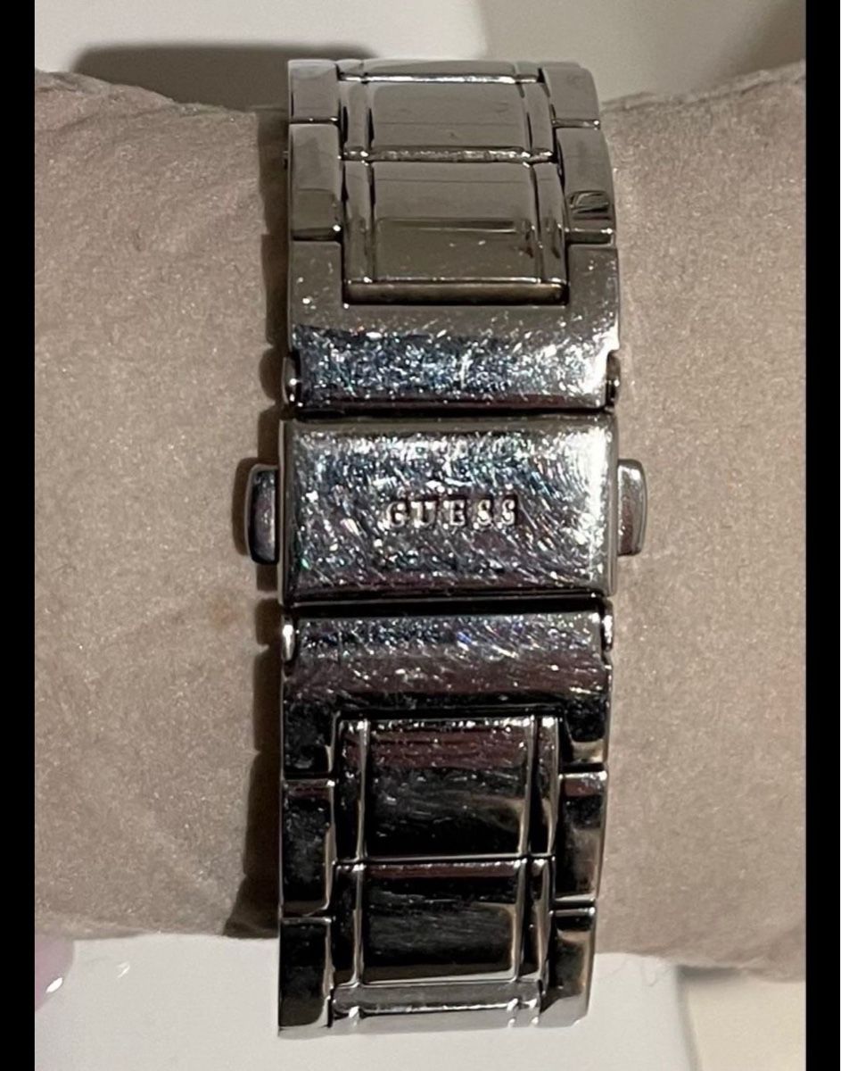 Guess Uhren: Guess Armband Uhr – Gebraucht aus Büttikon AG von labi2005 1