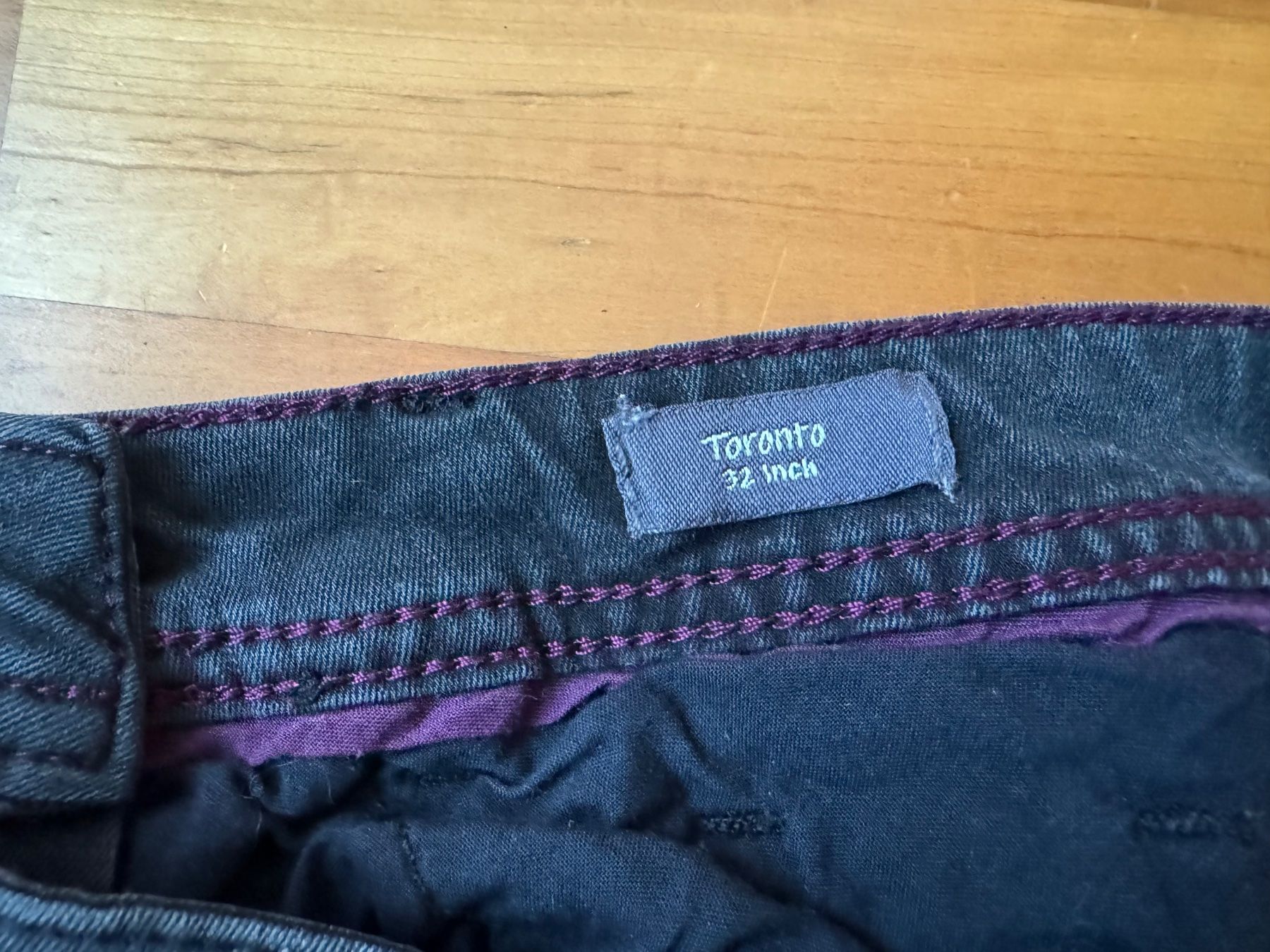 Cecil Jeans: Schwarze Jeans von Cecil Modell Toronto – Usato da Schüpbach venduto da 2ndHandRose 3