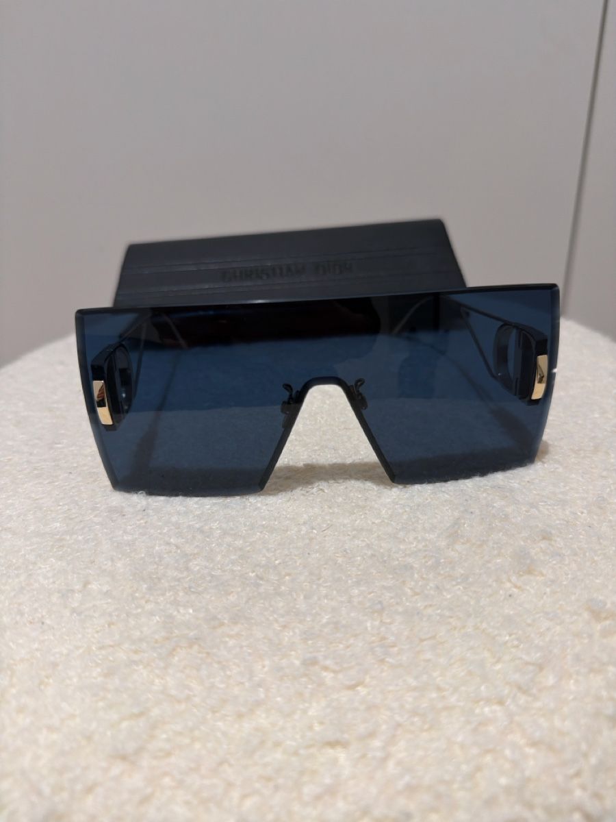 Dior Occhiali & Lenti: New Dior glasses from last year – Nuovo (secondo la descrizione) da St. Margrethen SG venduto da shayluxuryfashion1 1