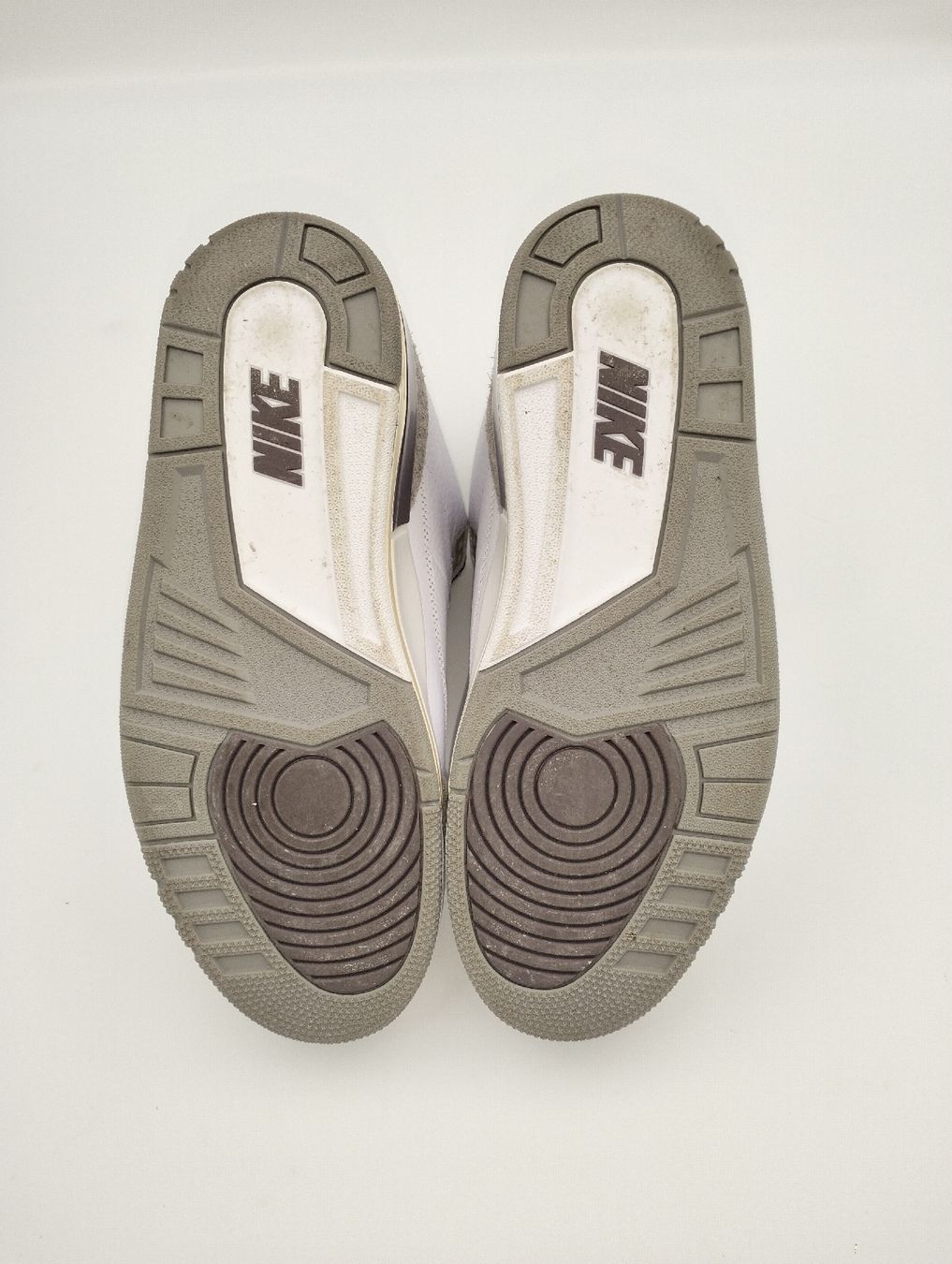 Jordan Scarpe da uomo: Nike Air Jordan 3 Retro – Usato da Widnau venduto da Snkrs.sales 4