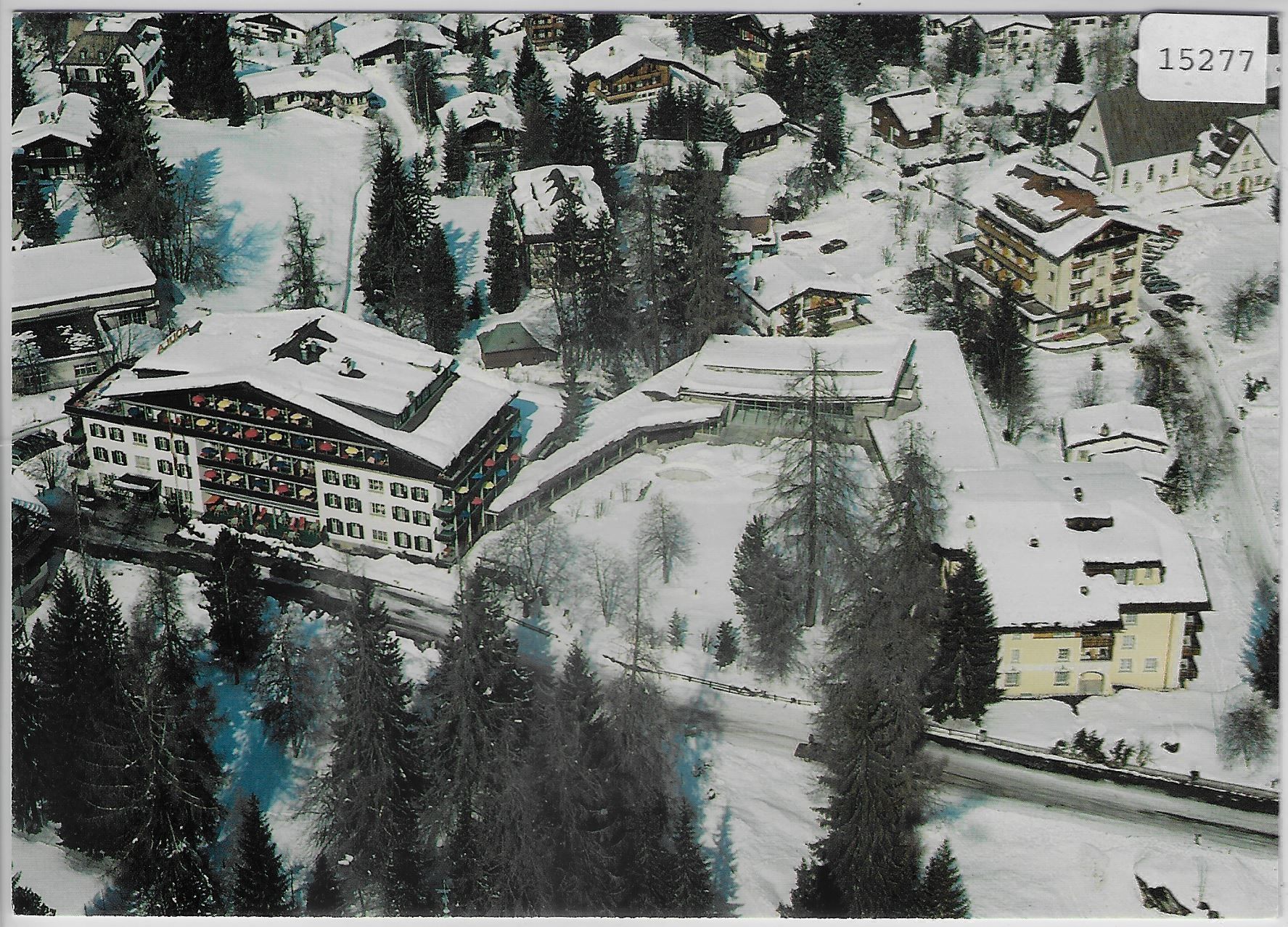 Cartoline postali: Flugaufnahme Hotel Adula mit Ala – Antico da Ettingen venduto da Kartenplanet