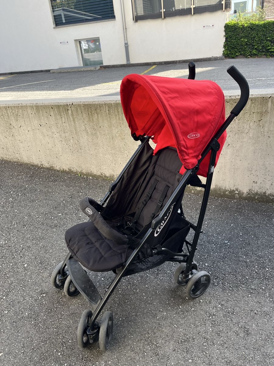 Kinderwagen: Kinderwagen Graco rot / schwarz – Gebraucht aus Untervaz von Aina21