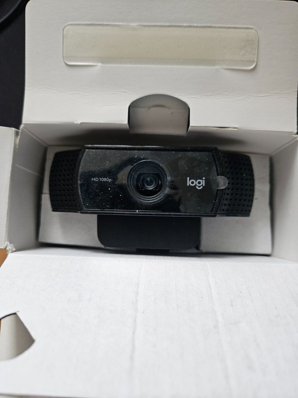 Logitech Webcams: Caméra Logitech Full HD 1080p – D'occasion à Ferpicloz par Olivier_Jut