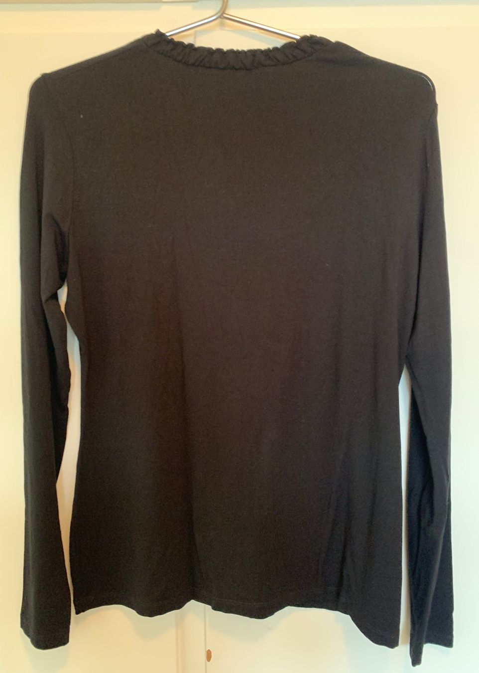 T-shirt: Langarm Shirt – Usato da Zürich venduto da Tzhkely24 1