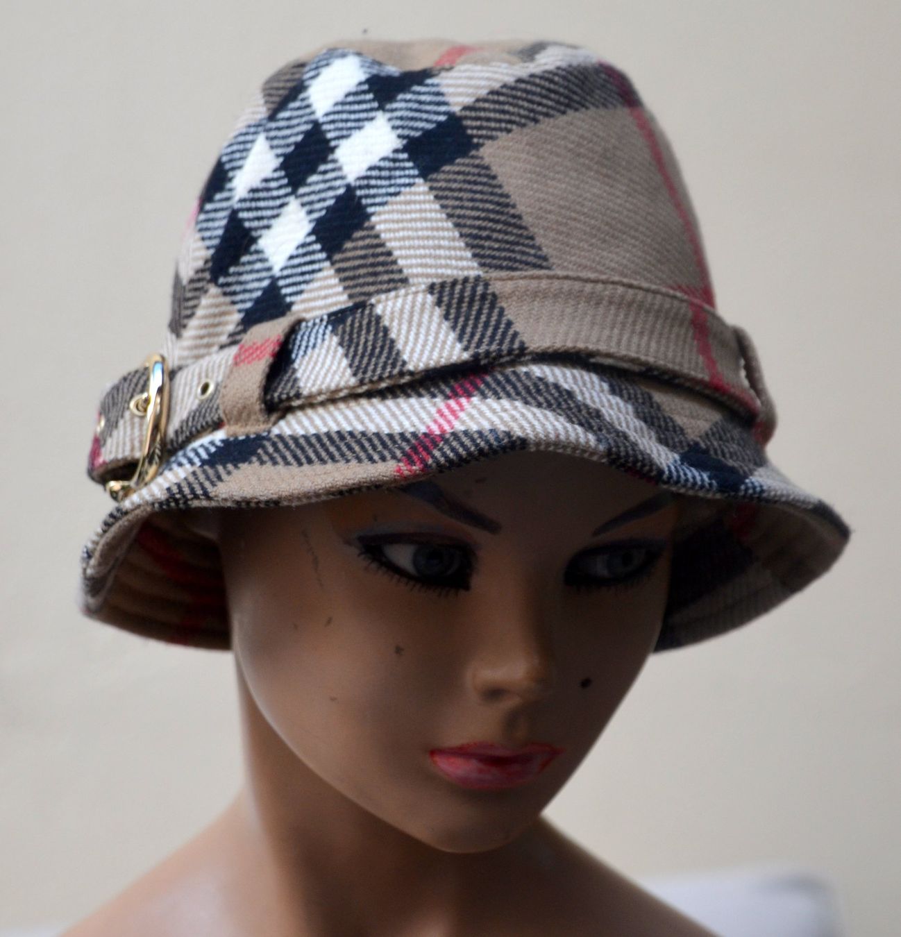 Burberry Hüte, Mützen & Caps: Burberry Hut / chapeau  M – Gebraucht aus Collonges von Auganien 4