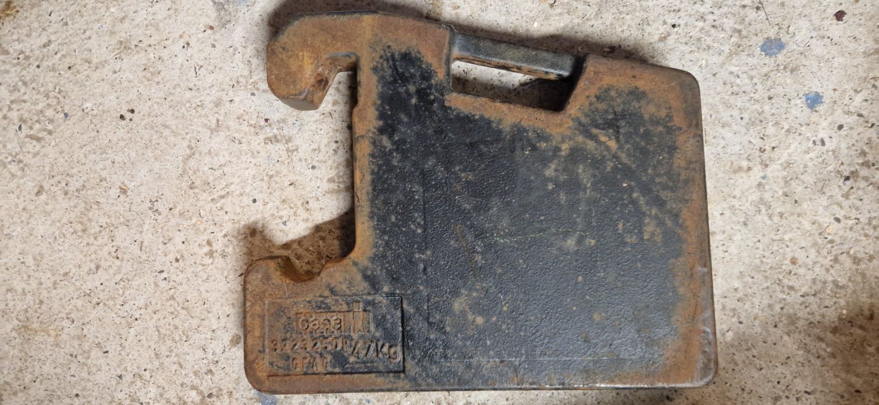 Case IH Traktoren: Masse Case IHC Frontgewicht – Gebraucht aus Reinach BL von Wale1957