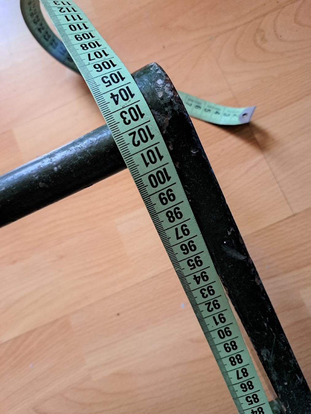 Altre altalene da giardino: Antikes Schaukelpferd – Usato da Kölliken venduto da Upcycling-by-Mc-TAM 6