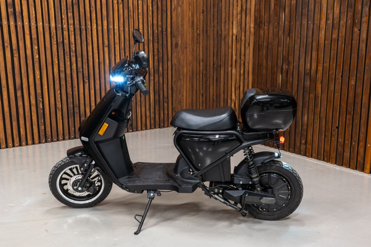 Scooters: Forza Next Escooter ohne Prüfung – Gebraucht aus Merenschwand von DeluxuryMotorsGmbH 1
