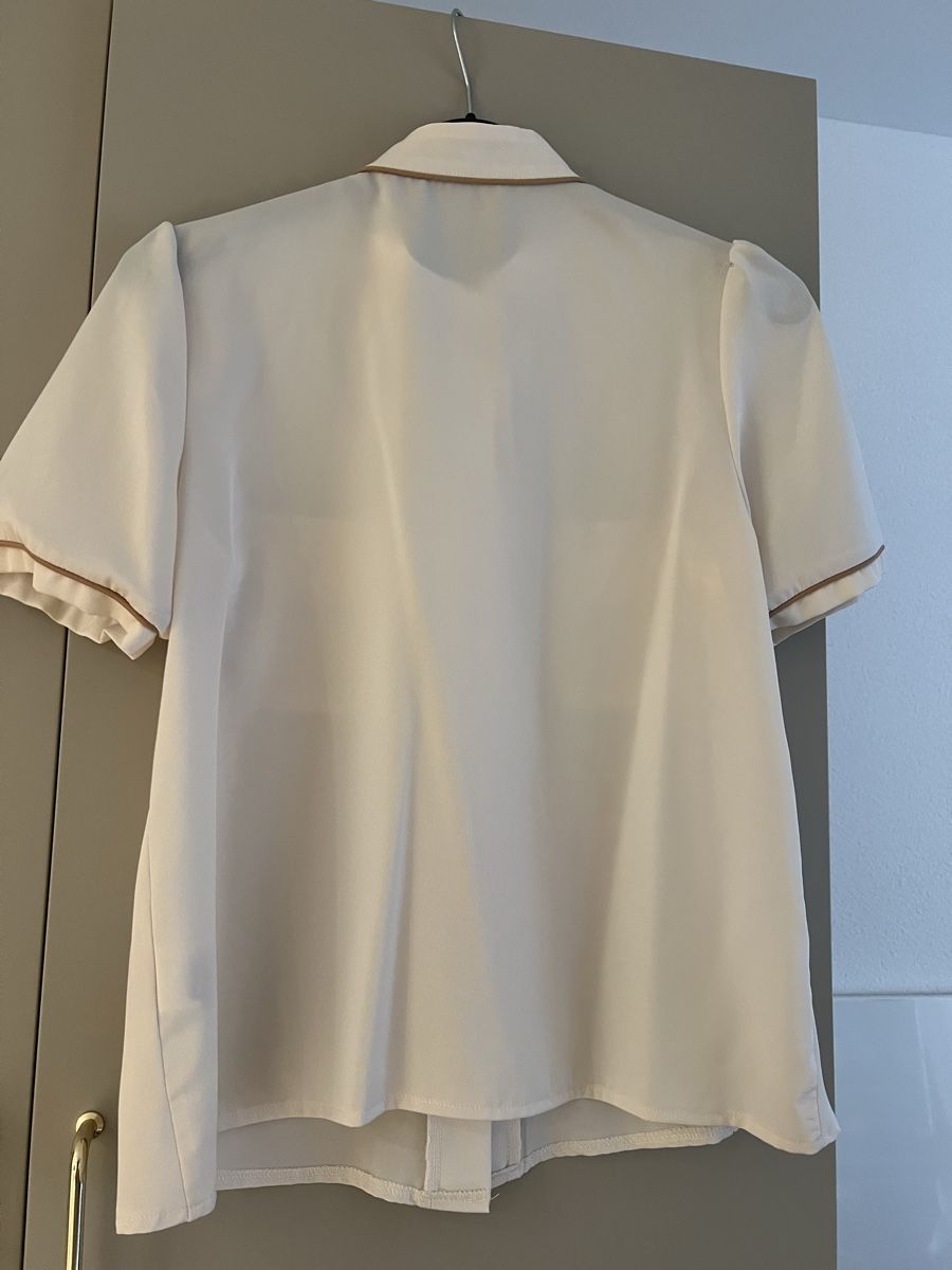 Camicette: Damen Bluse kurzarm beige Grösse S neu – Nuovo (secondo la descrizione) da Zürich venduto da dan_8cvc 1