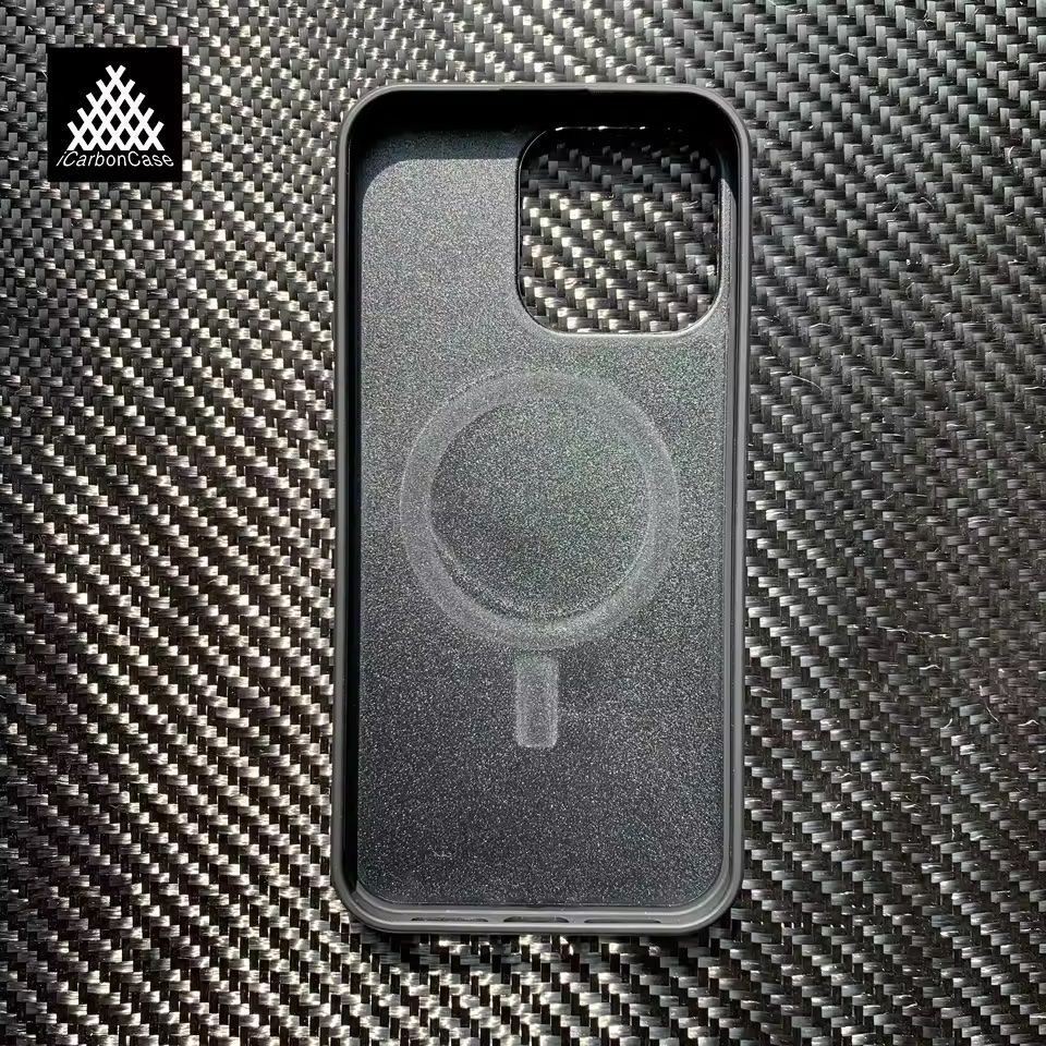 Cover & Protezioni schermo: iPhone 16 Pro - Carbonhülle – Nuovo (secondo la descrizione) da Seewen SZ venduto da mdlo 1
