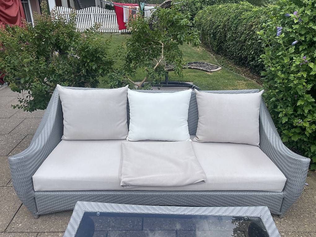 Divani: Gartenlounge Denova mit Clubtisch – Usato da Zeiningen venduto da UrsulaW66 2