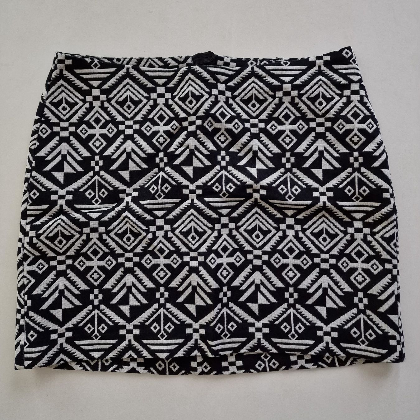 H&M Gonne: H&M | Gemusterter Jupe – Usato da Basel venduto da Lemonn 1