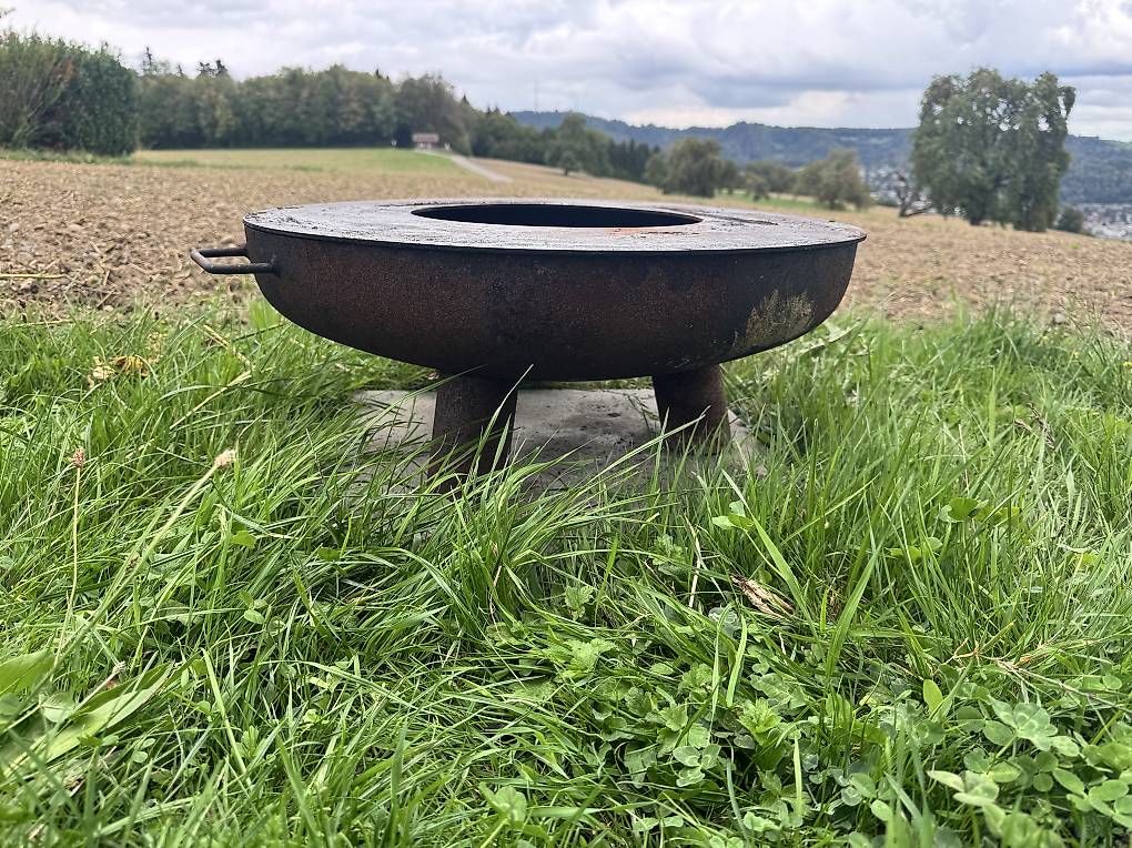 Feuerschale: Feuerschale (60cm) mit Grillring / Plancha – Gebraucht aus Islisberg von J12582 2