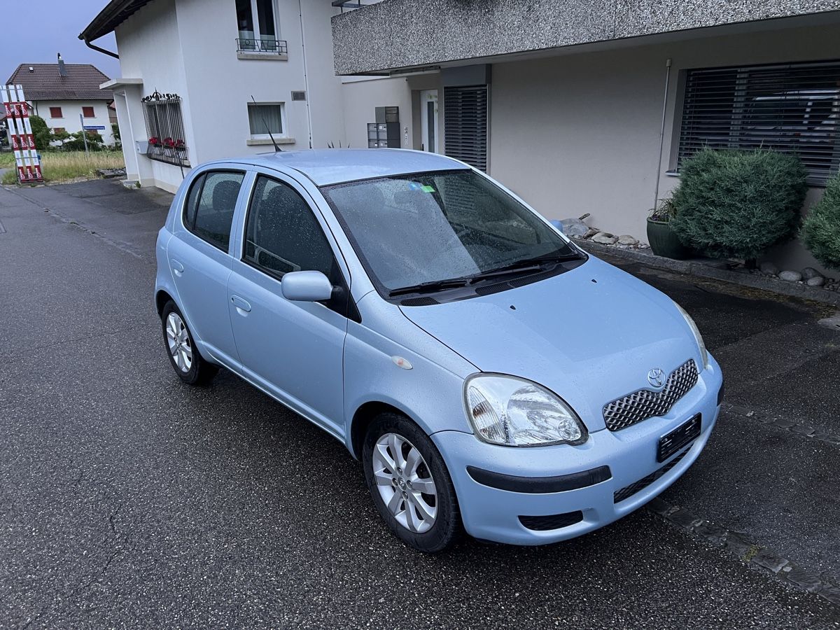 Toyota Automobili: Toyota Yaris 1.3 2005 – Usato da Hagneck venduto da Stejobe 3