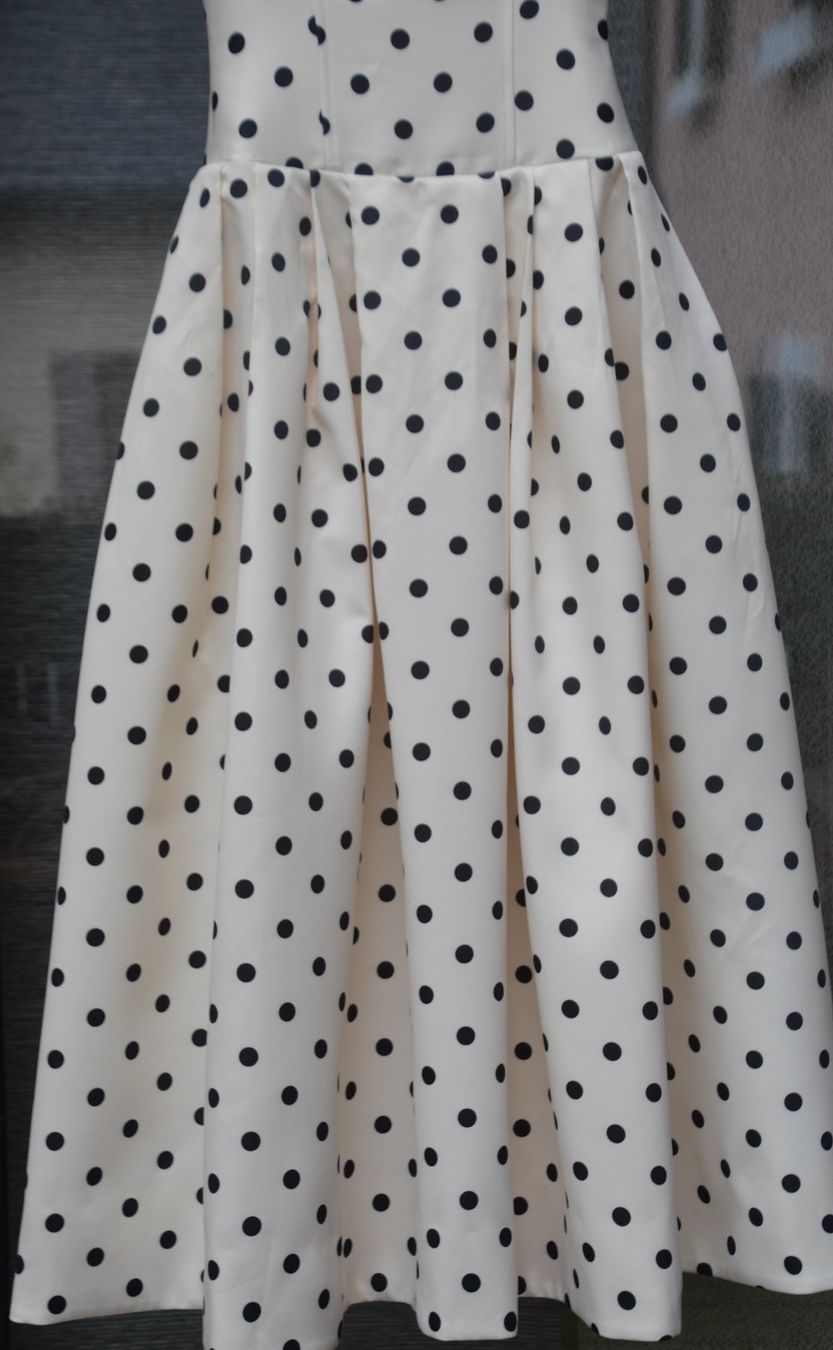 Vestiti: Huong Kleid / robe – Usato da Collonges venduto da arashee 4