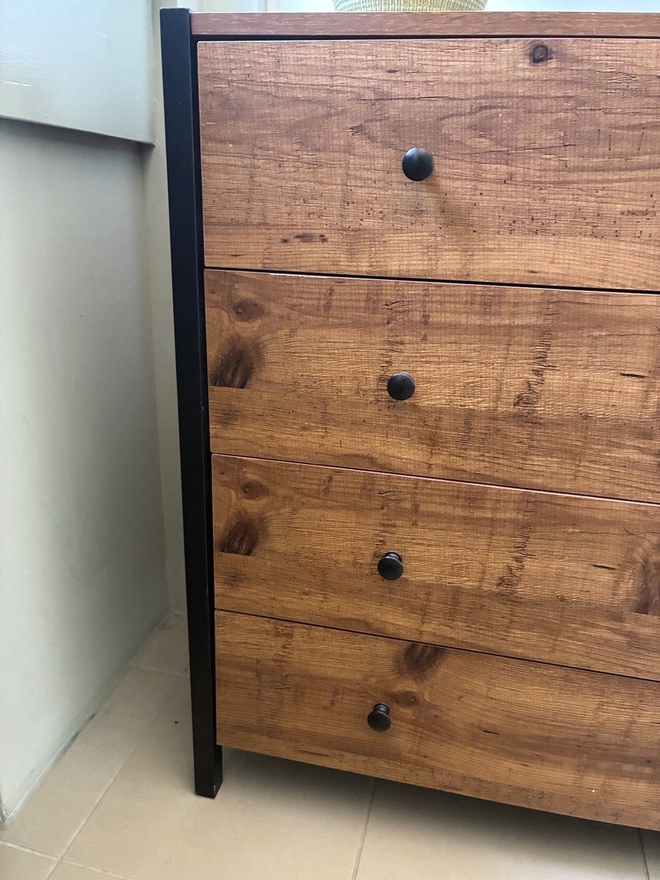 Kommoden: [wegen Umzug] 4-drawer commode – Gebraucht aus Zürich von DrODrMo 3