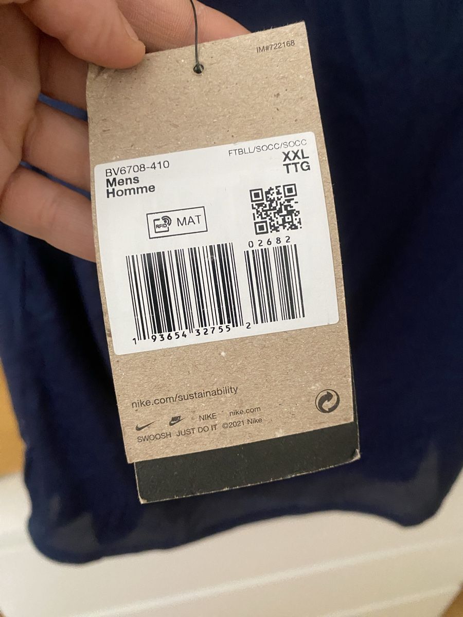 Nike T-shirts: Nike XXL – Neuf avec emballage d'origine à Dietikon par Tdaf33 1