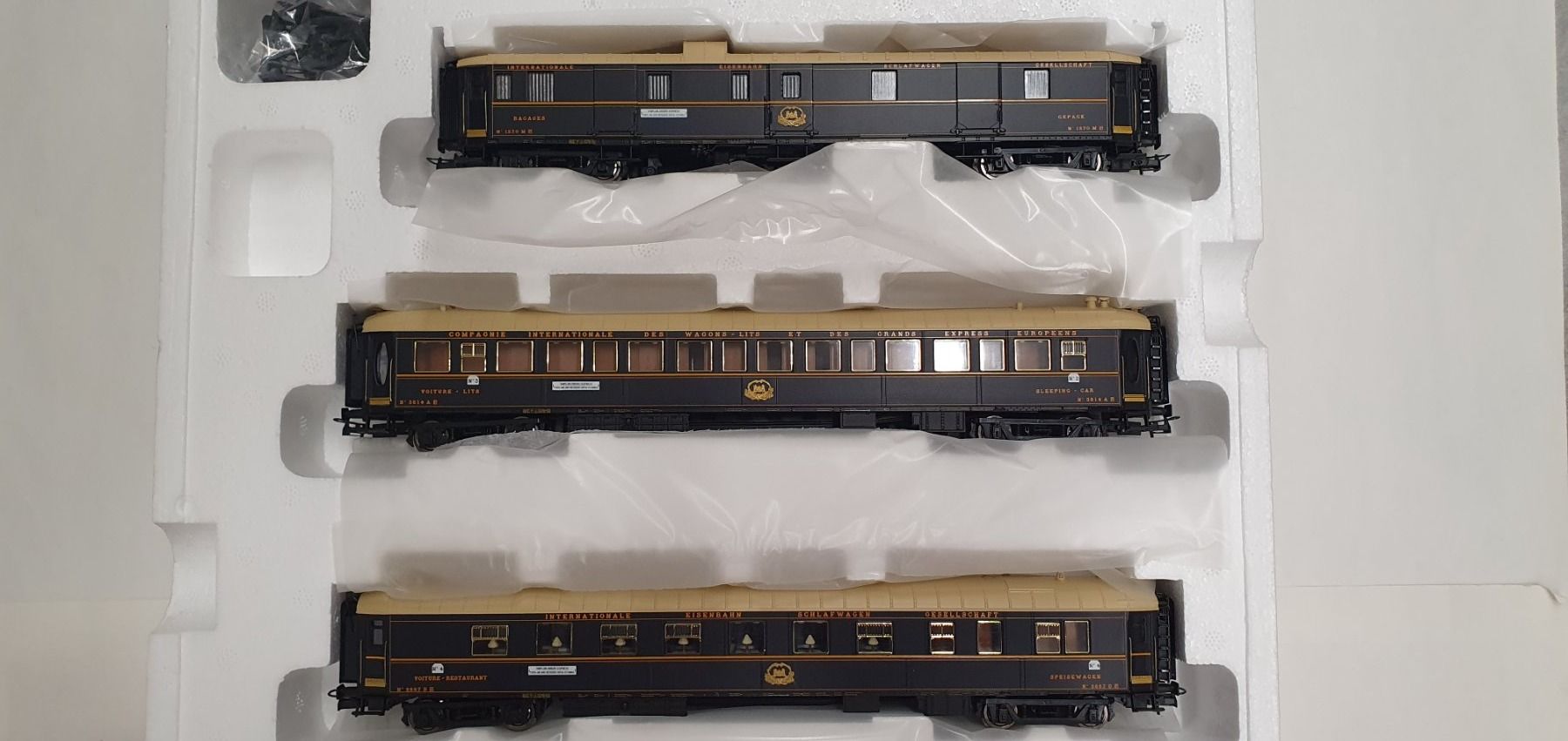 Rivarossi Modellini di ferrovie: Rivarossi HR4010 & HR4020 Sets Simplon Orient Express – Nuovo e nell'imballaggio originale da Würenlos venduto da juruth 1