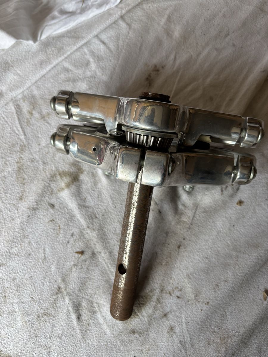 Harley-Davidson Tutti i ricambio per moto: Harley Davidson Gabelnrücke FXDC – Usato da Schötz venduto da Harley35 6