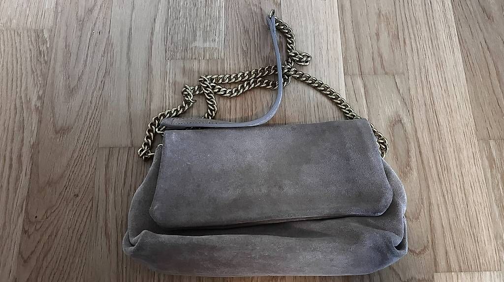 Borse da donna: Wildleder-Tasche taupe – Usato da Liestal venduto da Schatzsucher90