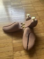 Hochwertige Schuhspanner aus Zedernholz Wie neue