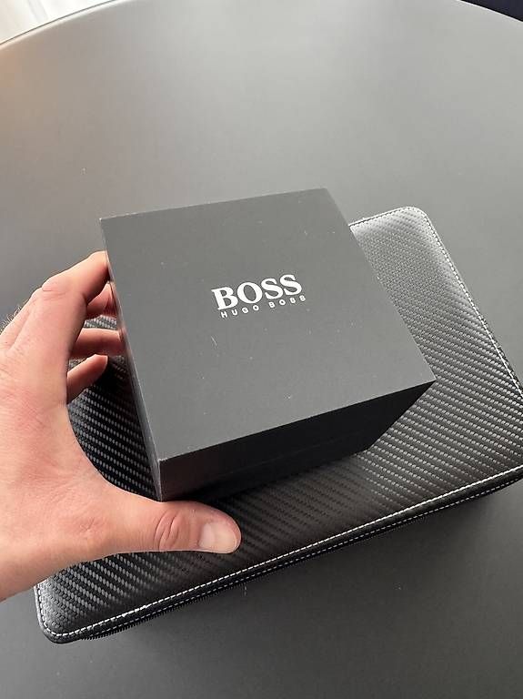 Hugo Boss Orologi: Hugo Boss Ocean Edition Chronograph- black – Usato da St. Gallen venduto da Maverik_HunterX 2
