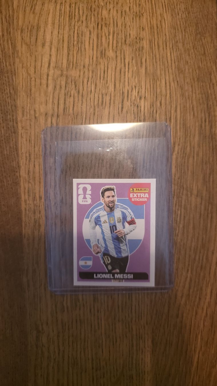 Panini Carte collezionabili: Lionel Messi Extra Sticker Pink – Nuovo (secondo la descrizione) da Schönenwerd venduto da Dmitrovi11