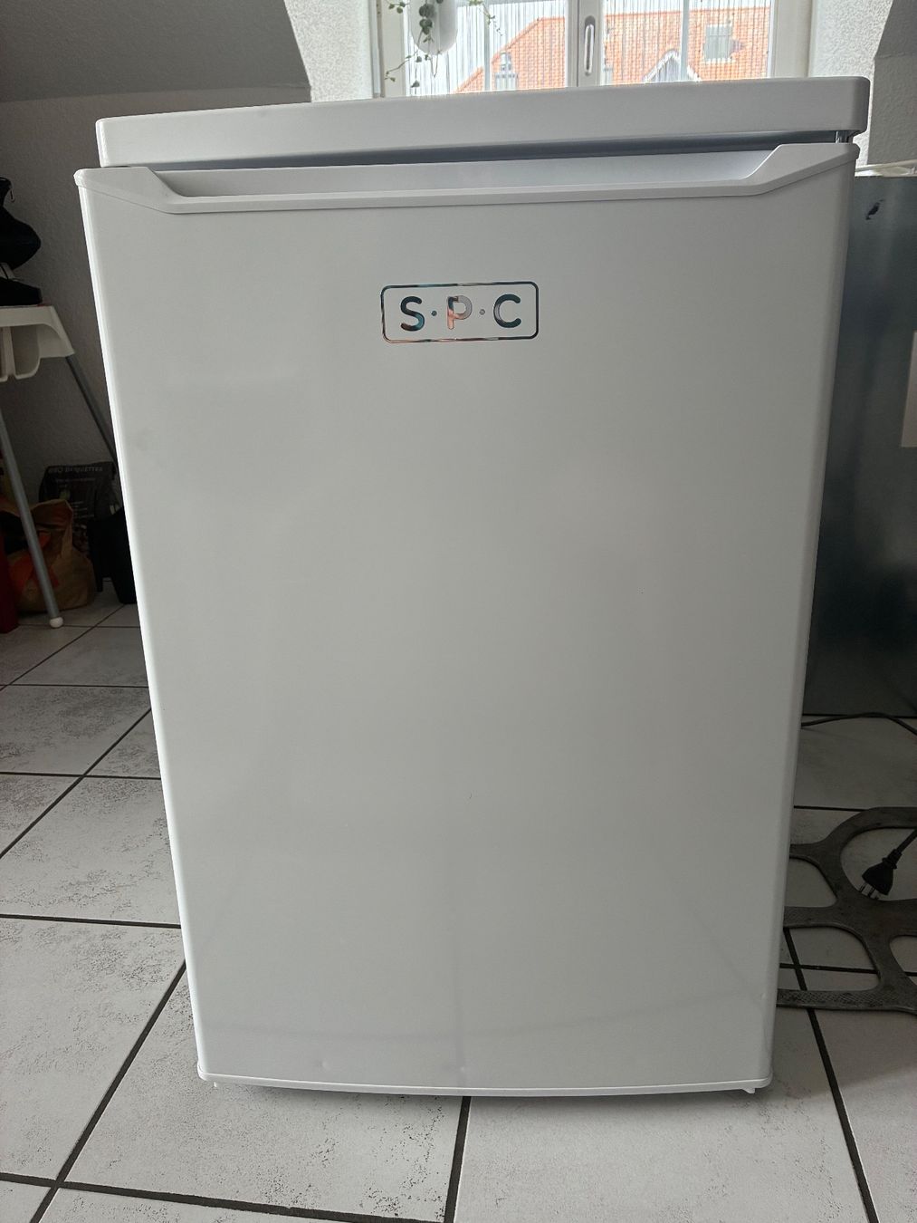 SPC Frigoriferi: SPC Kühlschrank – Usato da Walliswil-Nbipp venduto da Printenfisch