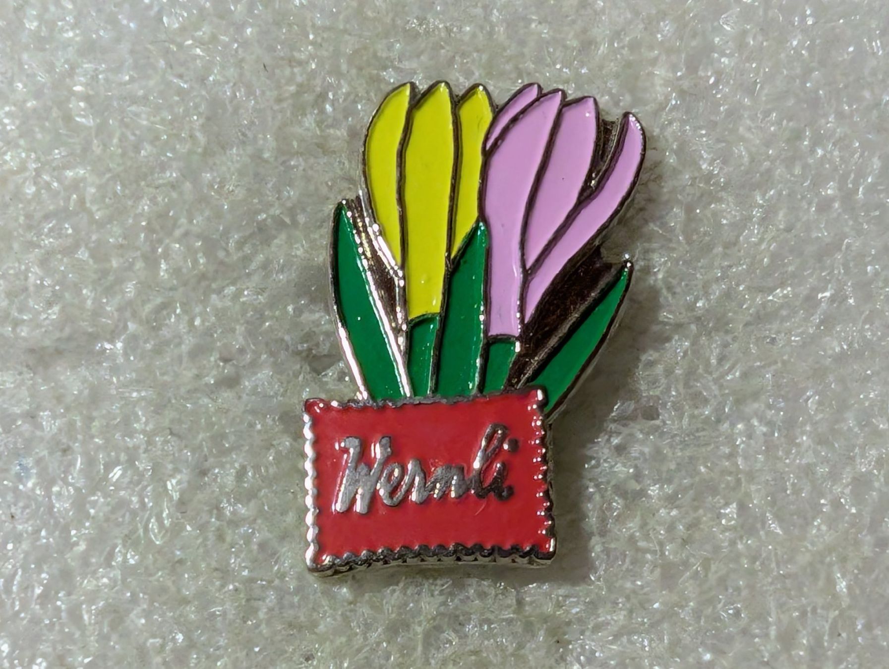 Placchette & Badge: Ansteckpin 111: Wernli – Usato da Oppligen venduto da Pin-Fall-Shop