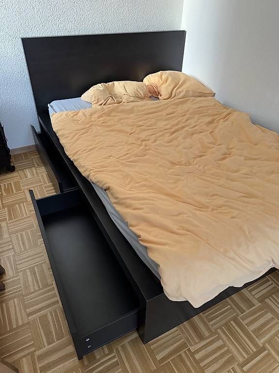 Betten: Lit avec rangement, sommier et matelas  – Gebraucht aus Les Acacias von ana_9l8q 2