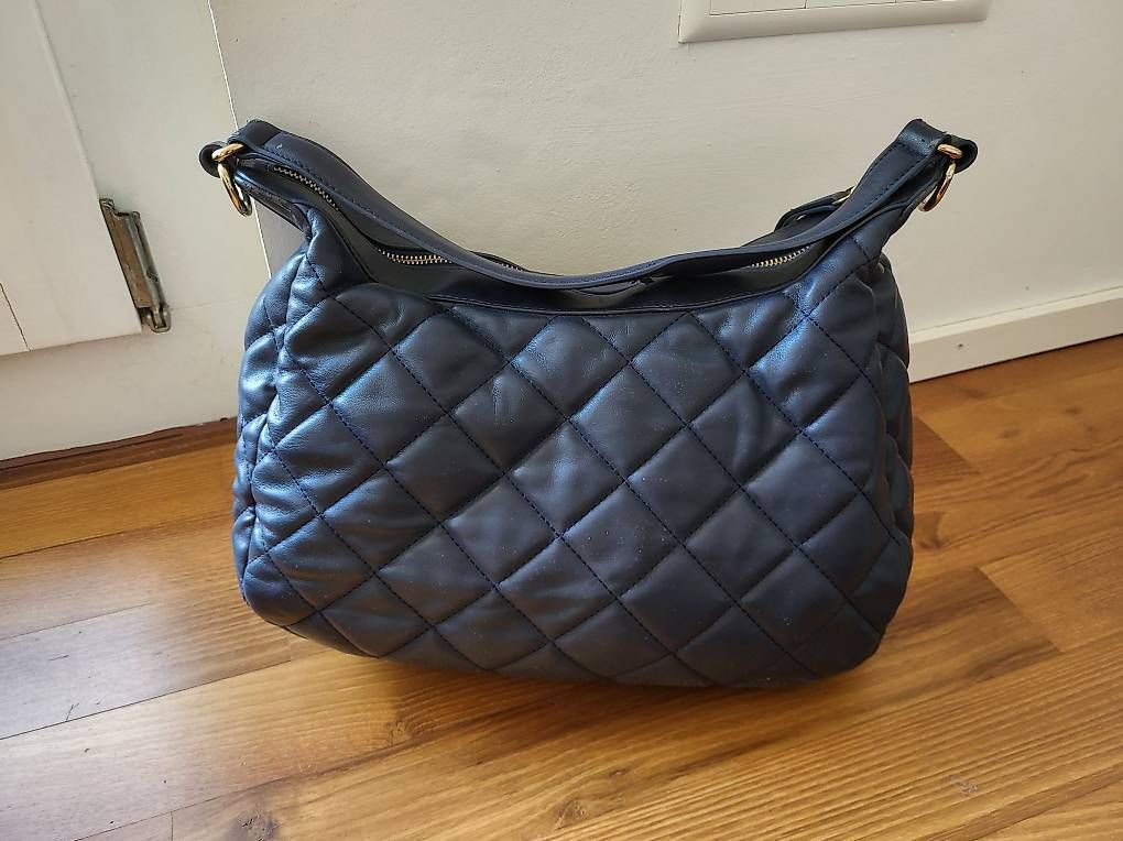 Valentino Taschen für Damen: Tasche Valentino gesteppt dunkelblau – Gebraucht aus Zürich von ser_7xnl 1