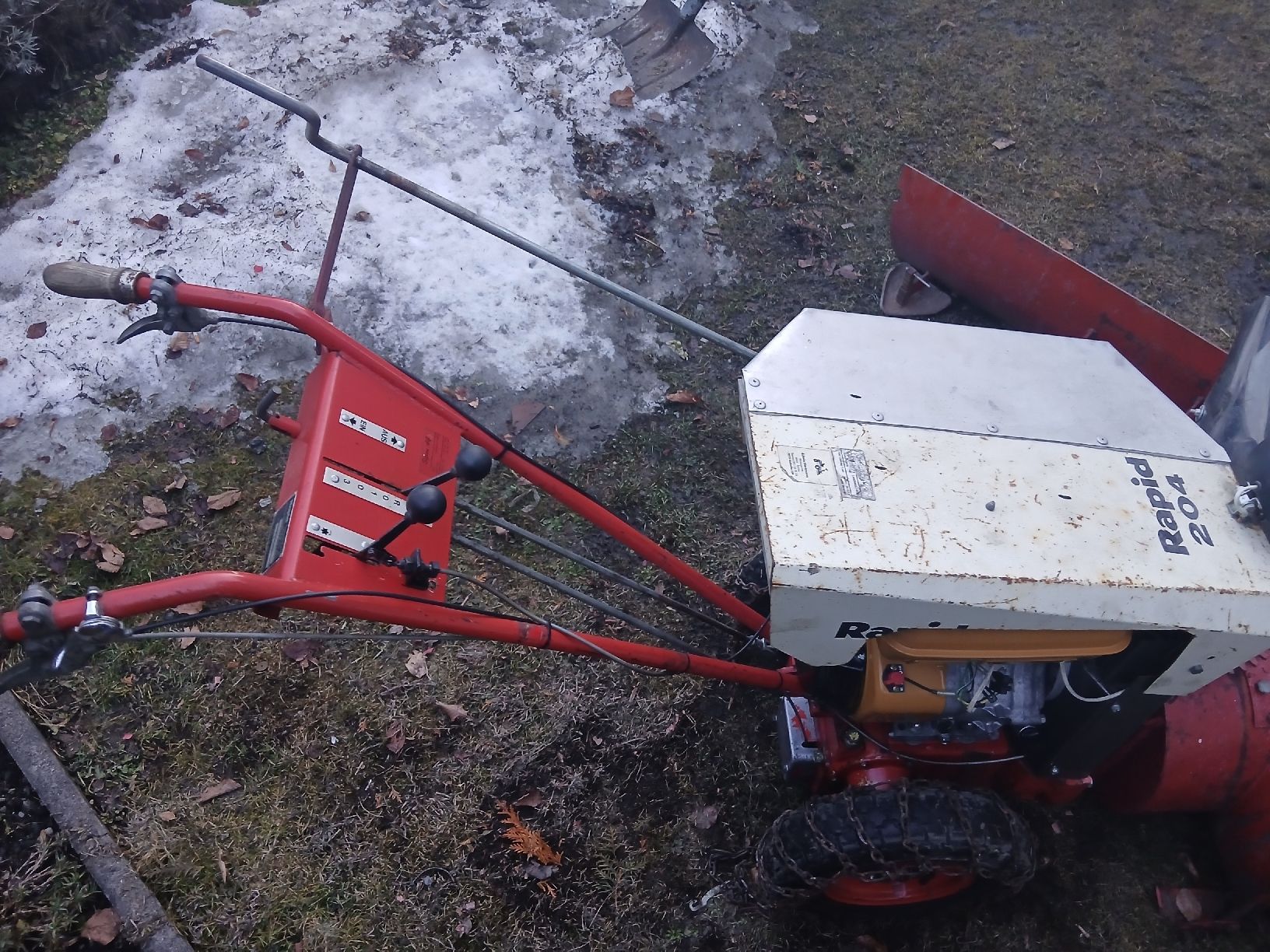 Rapid Tutte le macchine: Rapid 204 Schneefräse/Schneepflug – Usato da Seewis-Schmitten venduto da positiv220780 7