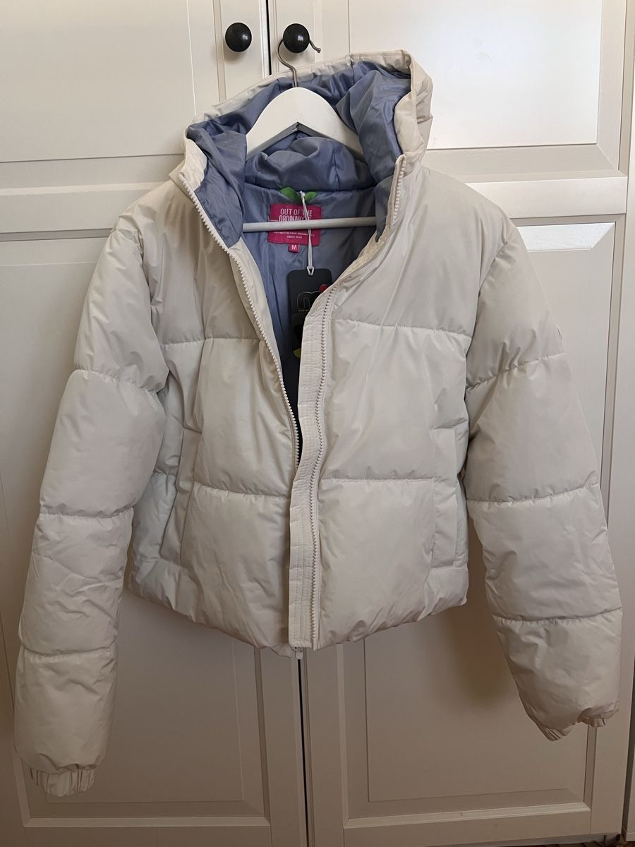 Giacche: White Puffer Jacket – Nuovo e nell'imballaggio originale da Goldau venduto da Kseniya123