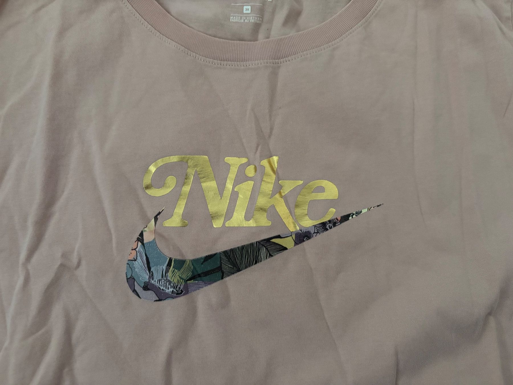 Nike T-shirt: T-Shirt - Grösse 3XL - Nike – Nuovo (secondo la descrizione) da Oberuzwil venduto da jabano 1