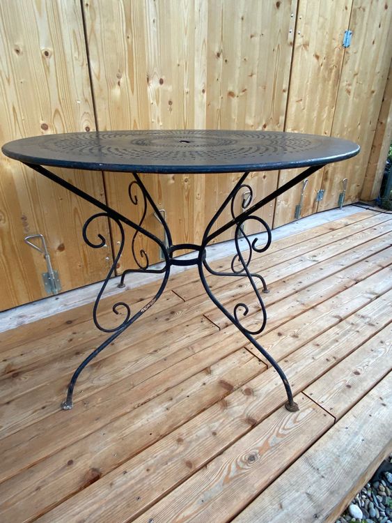 Vintage Art Deco Gartentisch rund inkl. 4 Stühle Kaufen auf Ricardo