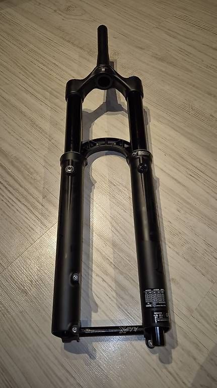 Fox Pezzi di ricambio: Fox 38 Performance Elite 160mm Neu – Nuovo (secondo la descrizione) da Alpthal venduto da Small_pp 4