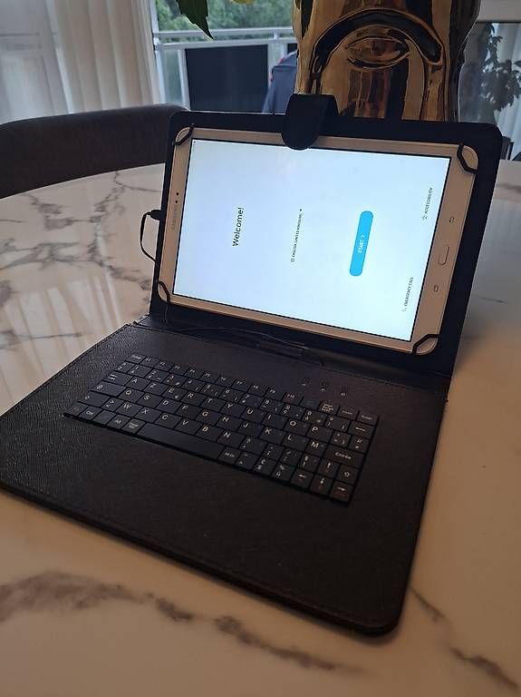 Samsung Tablet PC: Tablette Samsung A6 avec clavier – Usato da Chavannes-Renens venduto da Mfora 2