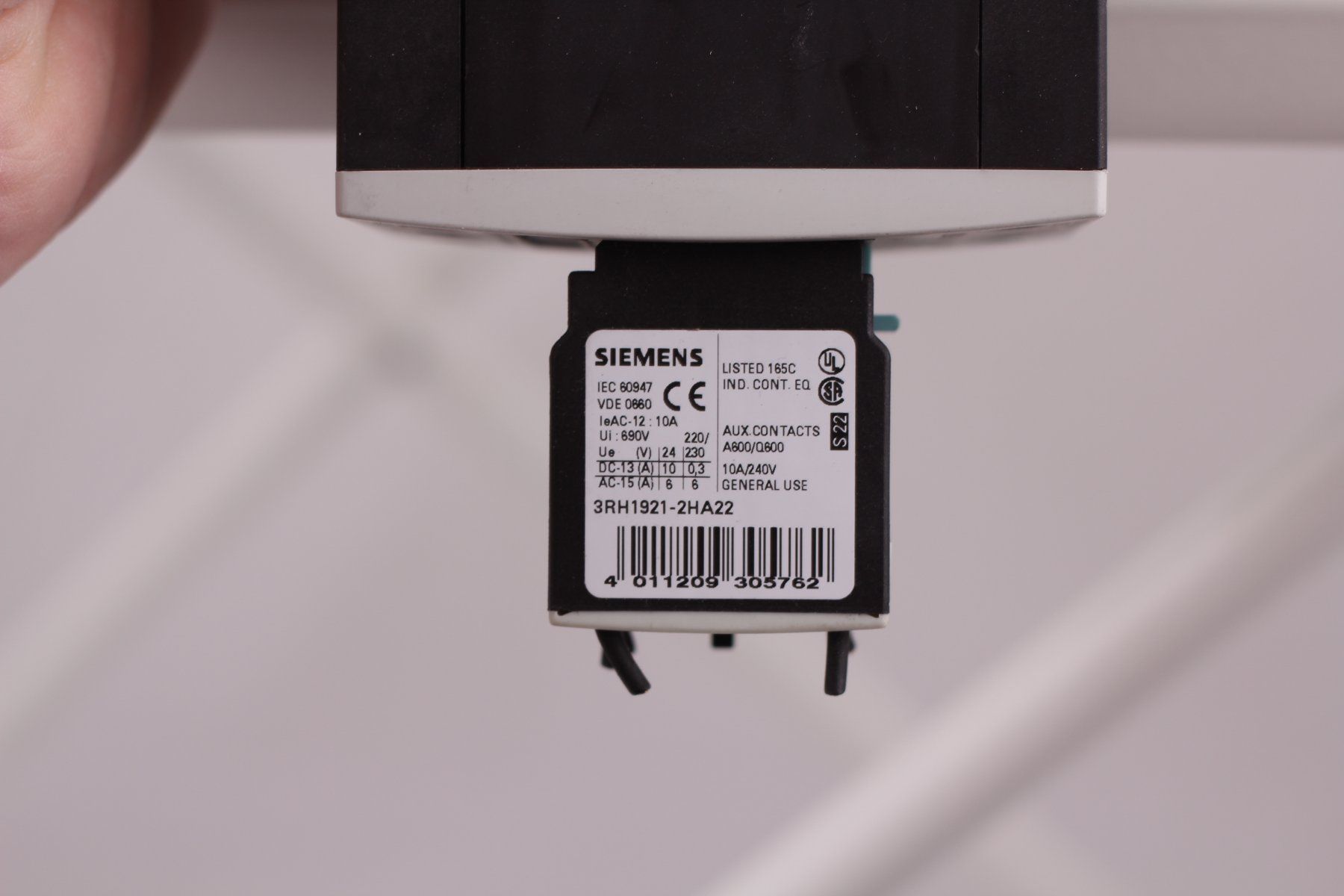Siemens Componenti elettronici: Siemens Sirius 3RT1034-3EL28-0KS3 – Usato da Winterthur venduto da Hint17 3