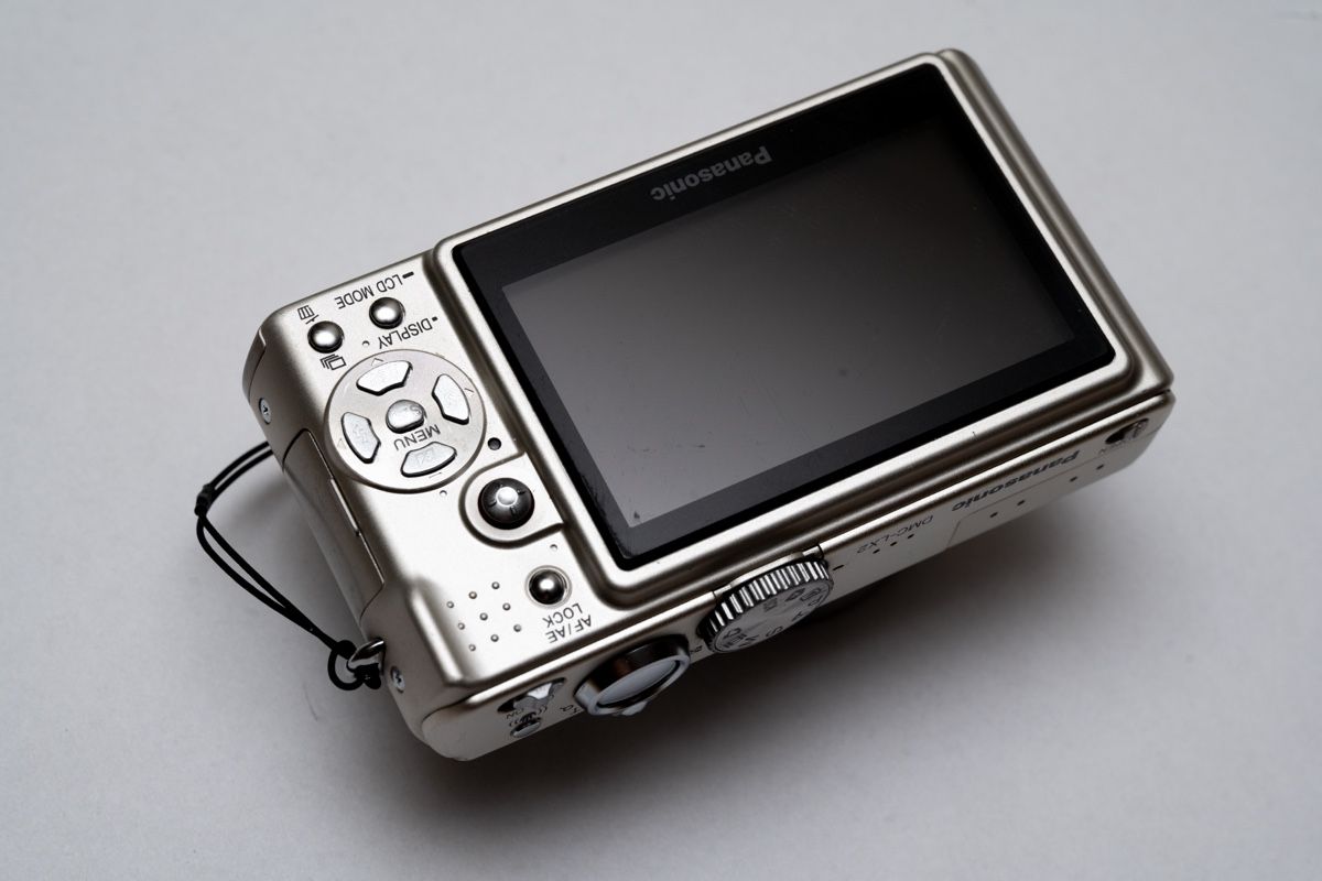 Panasonic Kamera: Panasonic LUMIX DMC LX2 Digicam – Gebraucht aus Sennwald von hosszidavid 3