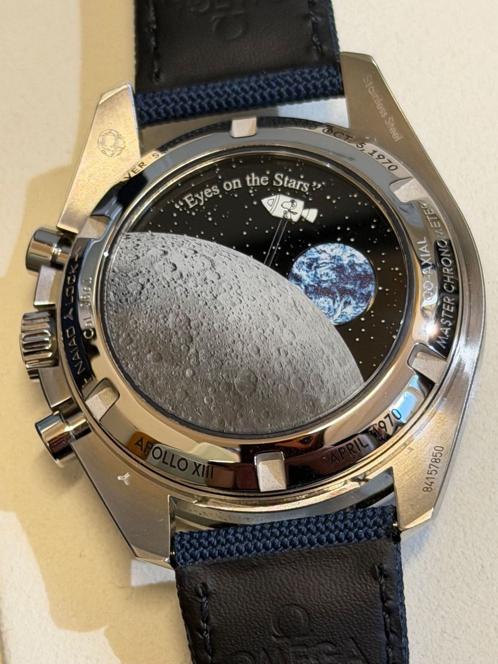 Omega Orologi: Omega Speedmaster Professional Moonwatch Silver Snoopy Award – Nuovo (secondo la descrizione) da Lyssach venduto da 991.1 1