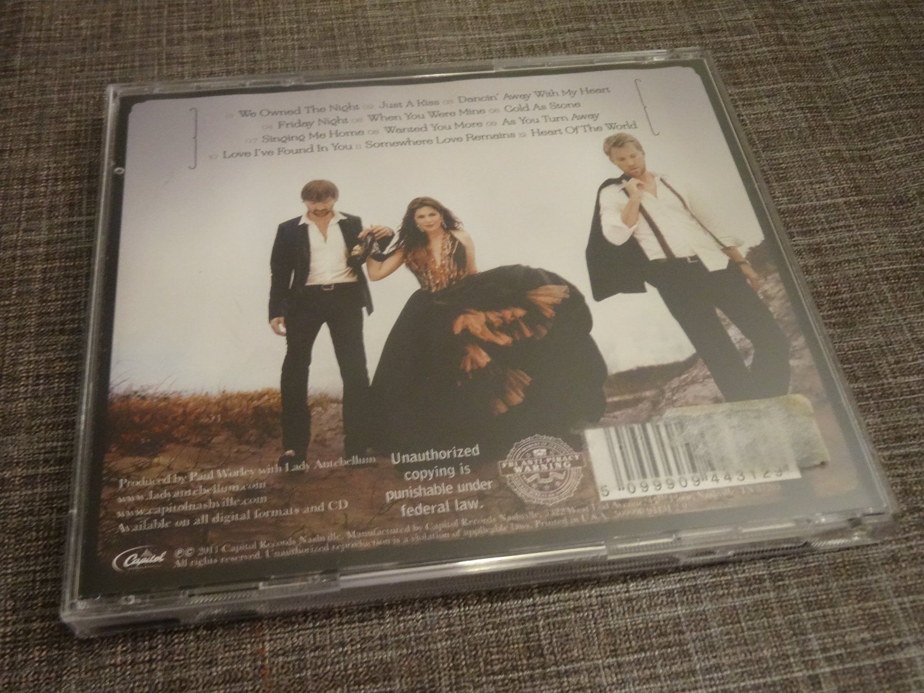 CD: Lady Antebellum - Own the Night CD - – Usato da Olten venduto da Disc-Ausverkauf 1