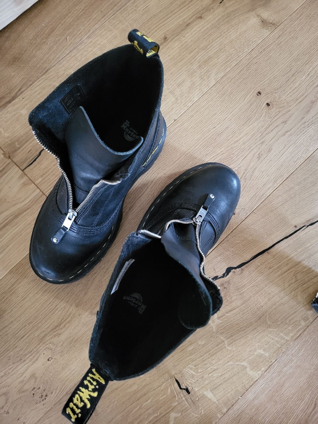 Dr. Martens Damenschuhe: Boots von Dr. Martens, Gr. 40 – Neu (gemäss Beschreibung) aus Kreuzlingen von Kapuzine 1