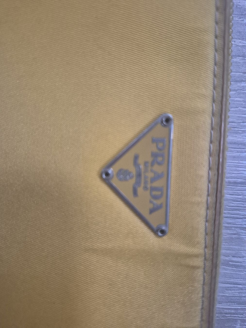 Prada Portafogli: Porte monnaie Prada – Usato da Corgémont venduto da kri_7bvw 1