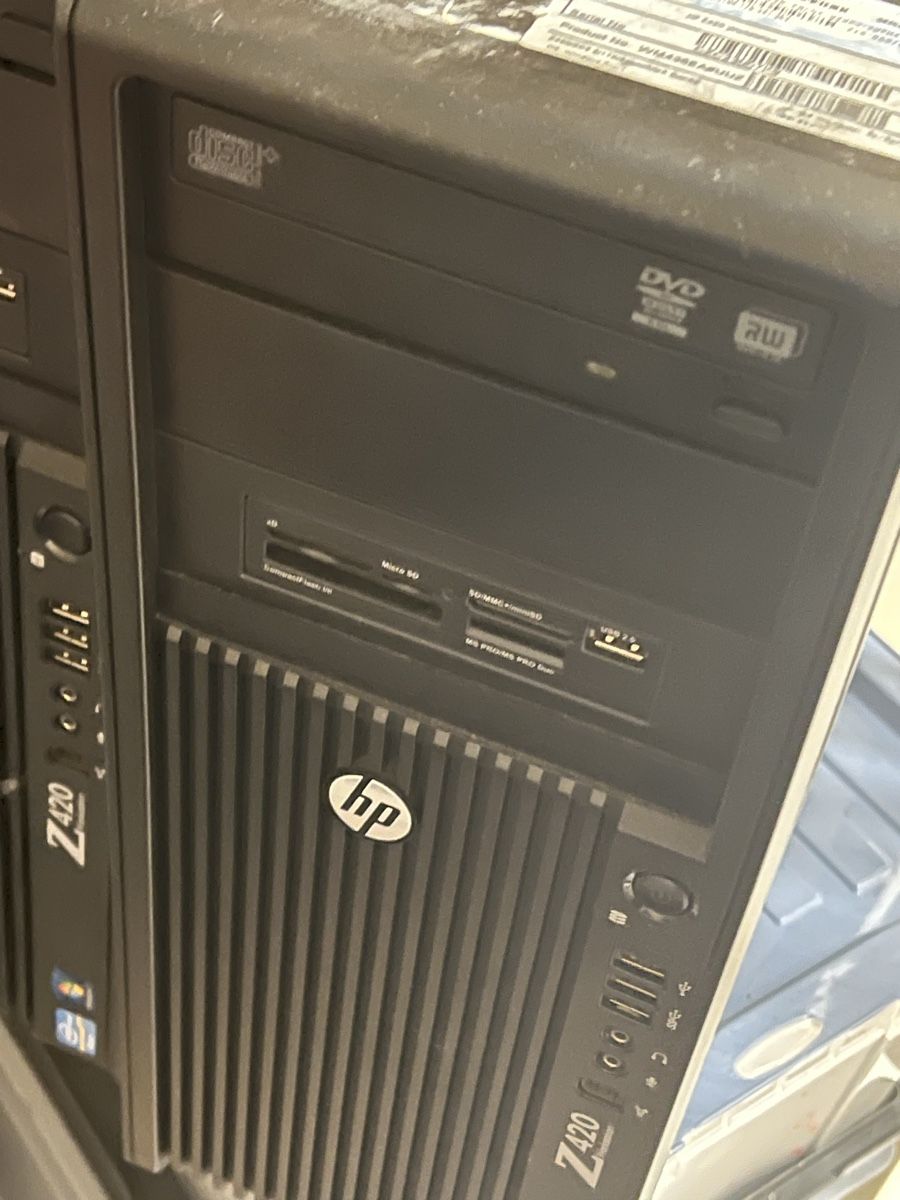 Hewlett Packard PC: 2 x HP Z420 Xeon  – Usato da Fribourg venduto da ger_s2sx 1
