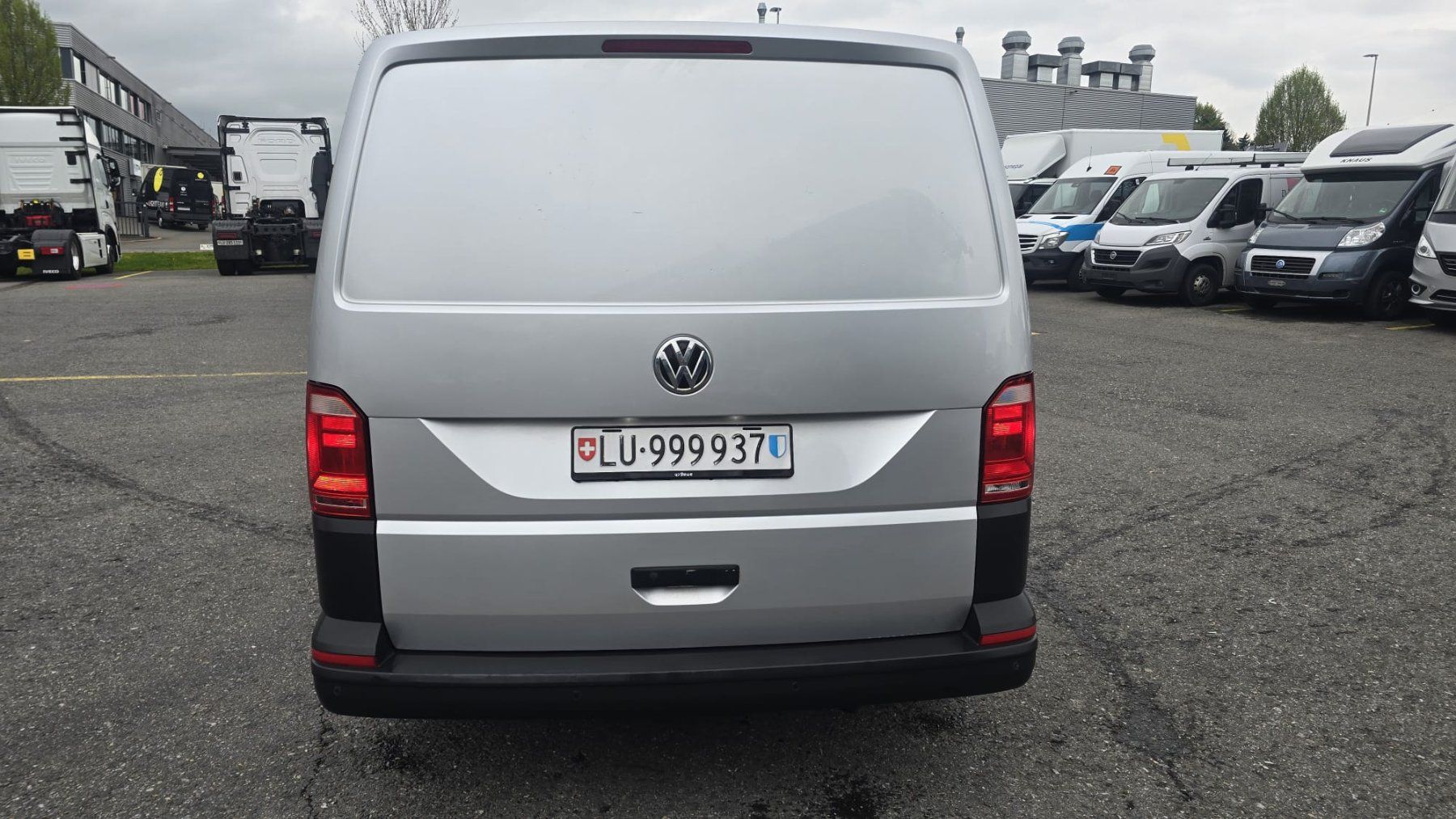 VW Veicoli commerciali: VW T6 Sortimoeinbau – Usato da Emmenbrücke venduto da meu_2j8p 4