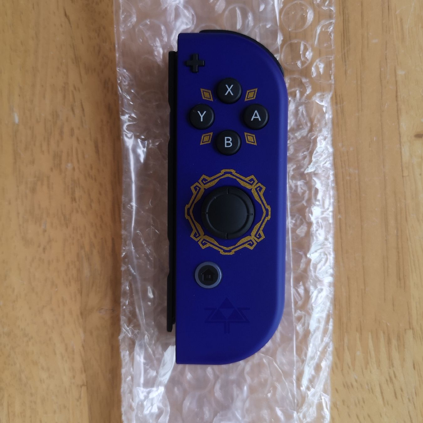 Nintendo Controller: Zelda: Skyward Sword HD Joy-Con Controller (Nintendo Switch) – Nuovo (secondo la descrizione) da Biel/Bienne venduto da scvotti05 3