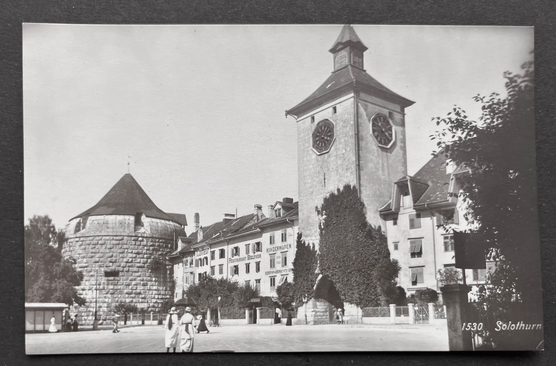 Cartoline postali: Solothurn Geschäfte, Coiffeur Rest. Bieltor~1930 – Usato da Ostermundigen venduto da DaxKarten-75