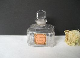 Parfüm Flakon Bellodgia von Caron – Miniatur Flacon alt
