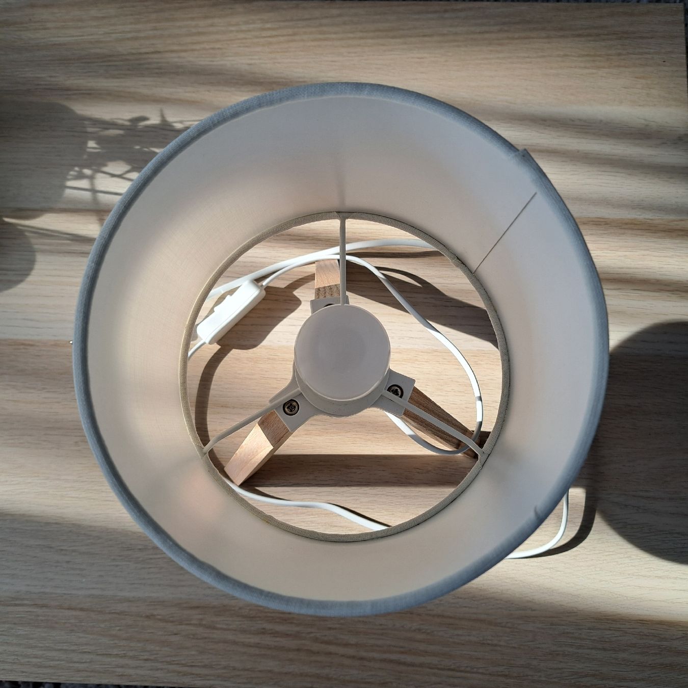Ikea Lampes: STORSEGEL Tischleuchte, Esche/weiss – Neuf (Voir description) à Obfelden par ste_l29w 1
