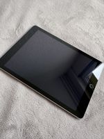 Apple iPad (5e génération) - 32 Go